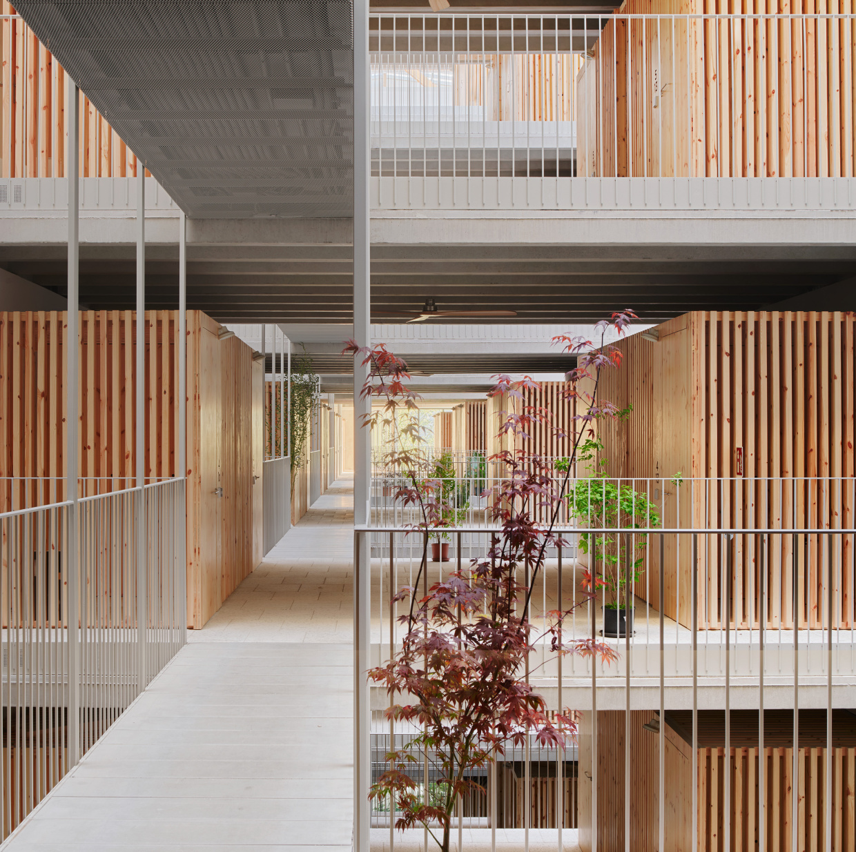 PERIS+TORAL, GREENH@USE 140 Social housing in 22@ BCN, Barcelona (2024). © Peris+Toral © Photo José Hevia