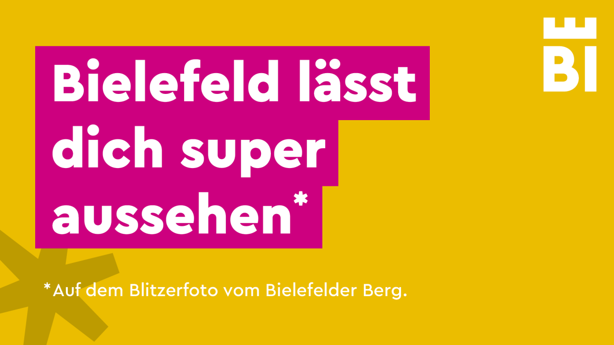 Ironisches Zitat über Bielefeld auf gelbem Hintergrund.