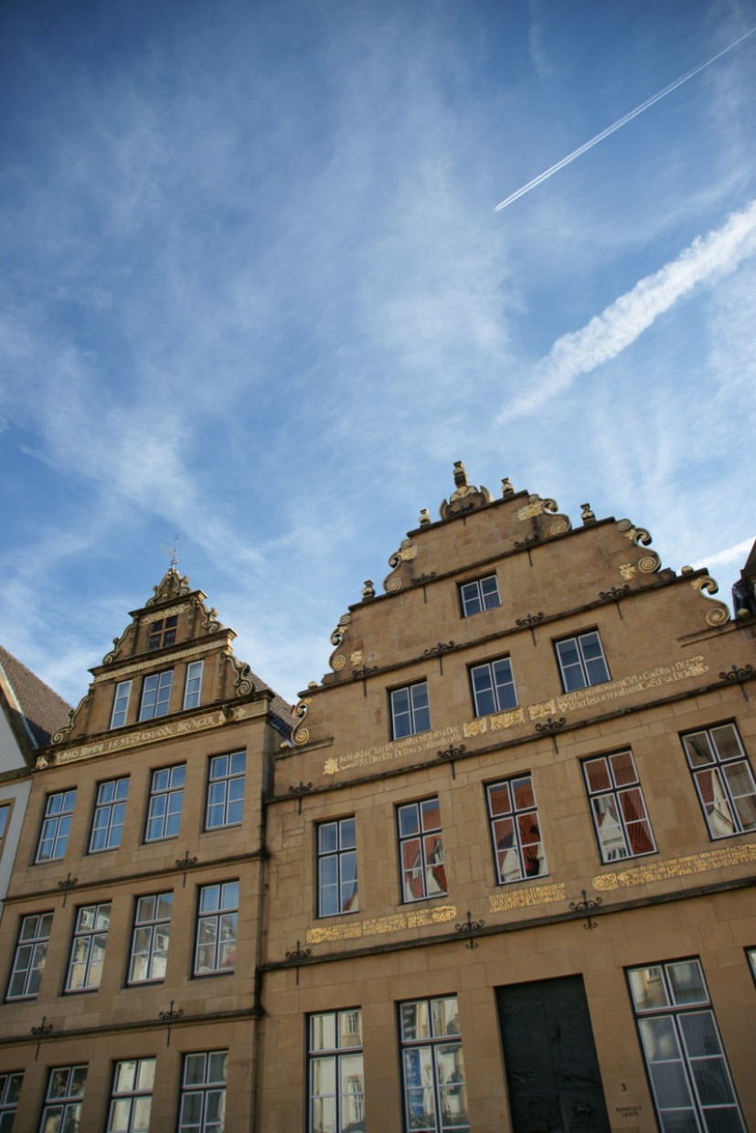Historische Giebel der alten Patrizierhäuser auf dem Alten Markt.