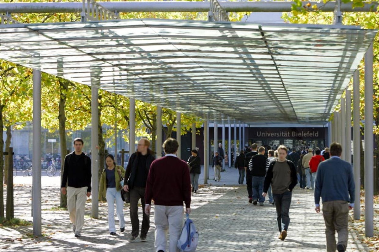 Universität Bielefeld.