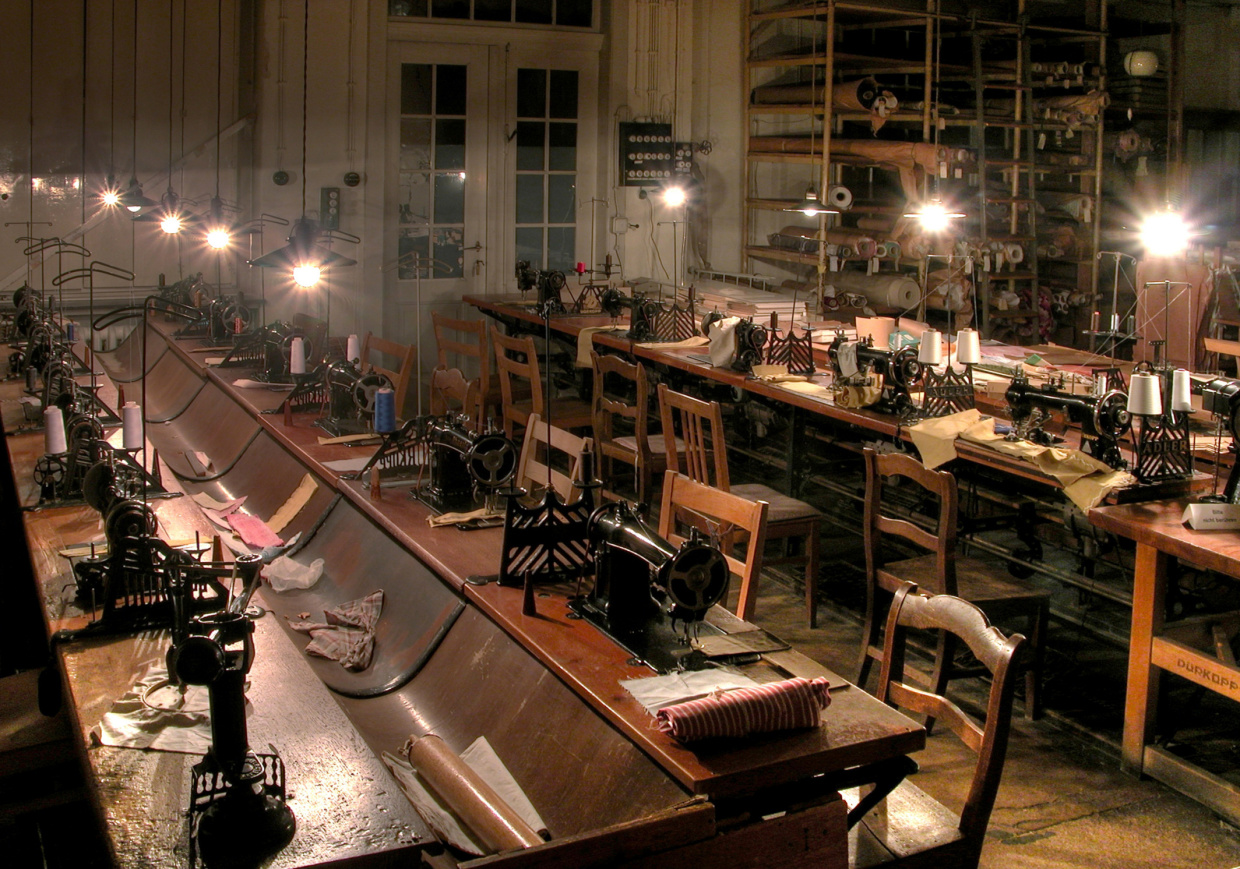 Michael Rauscher/Museum Wäschefabrik Nähsaal des Museums Wäschefabrik