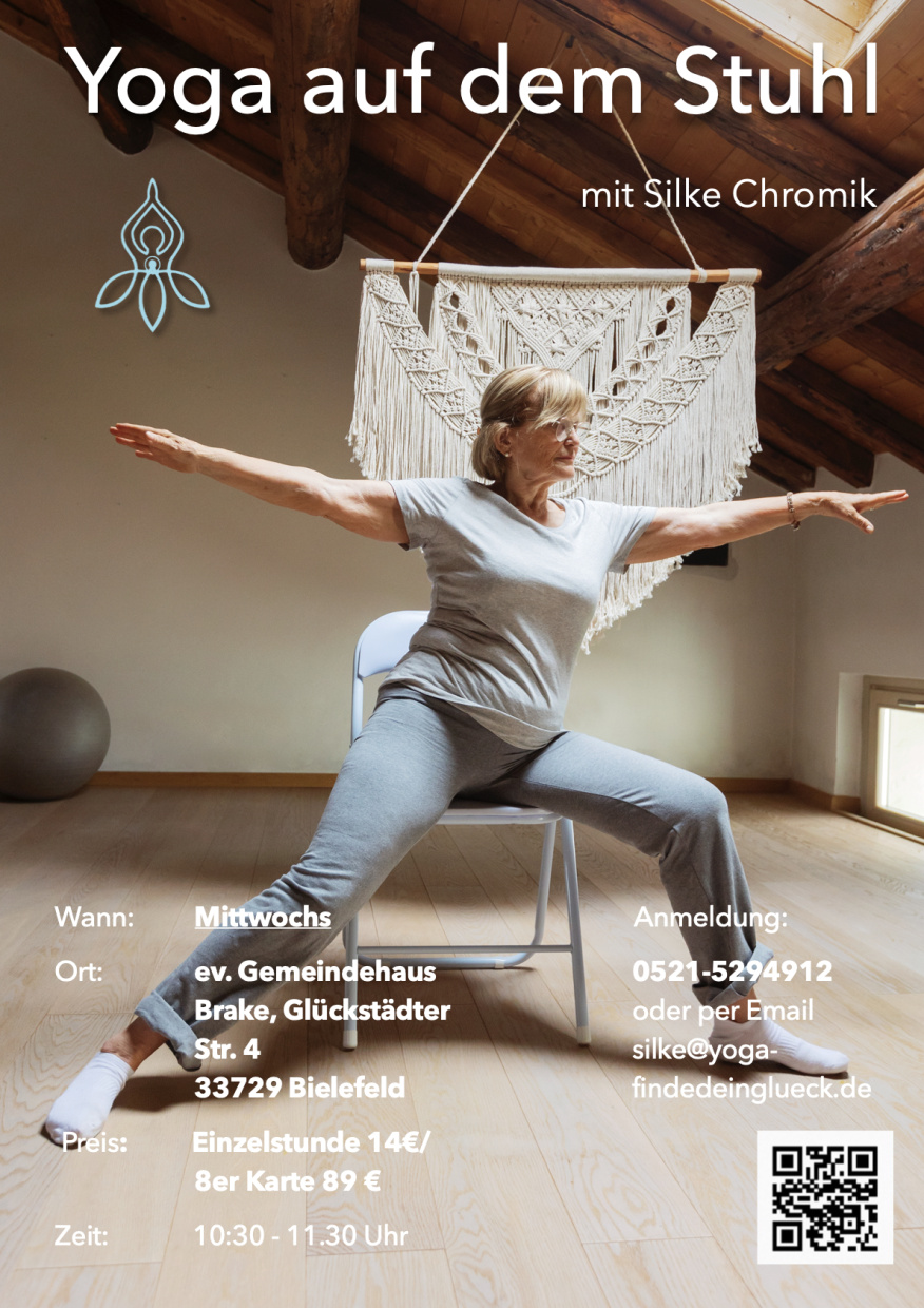 Yogapose ältere Frau