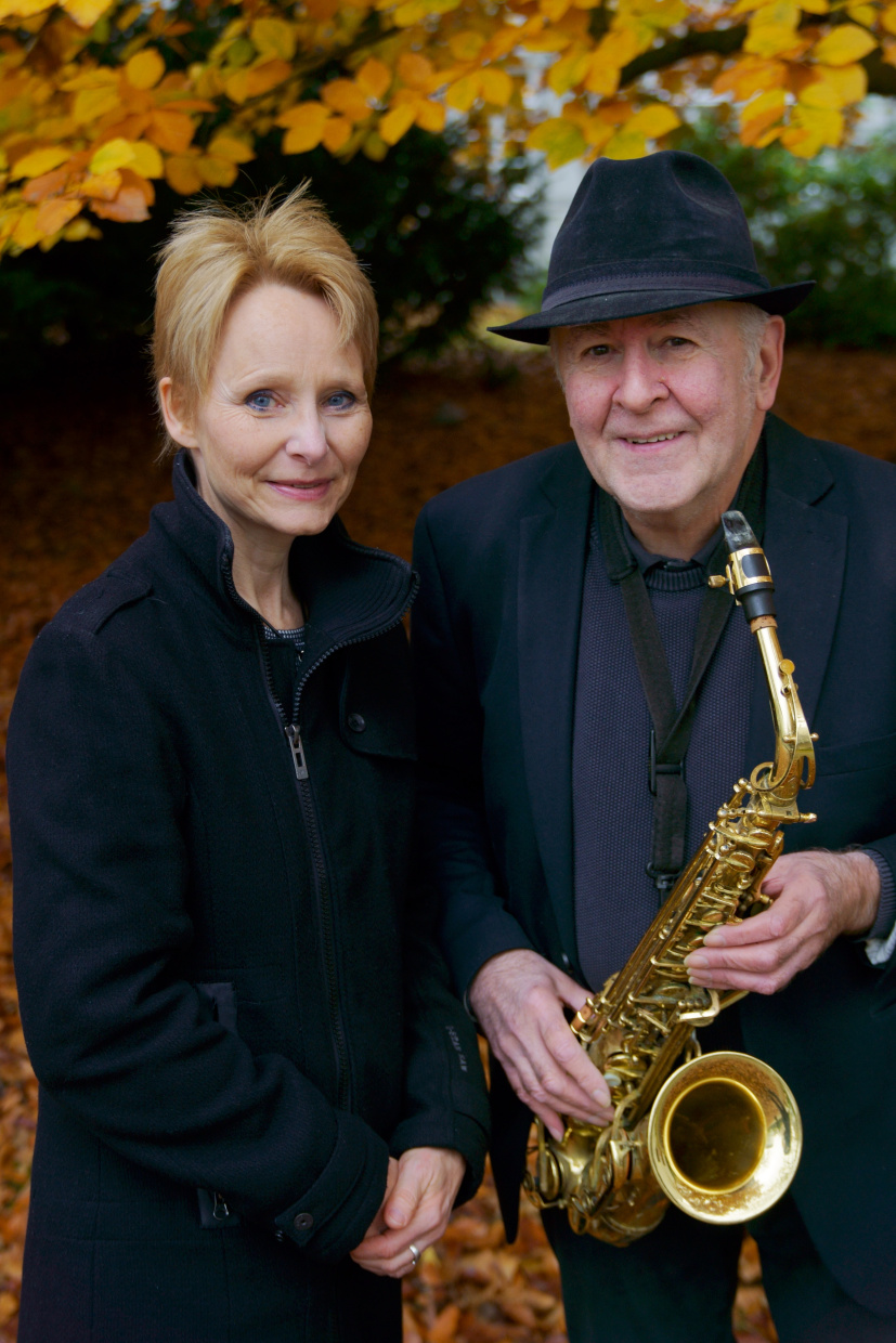 Lesung mit der Autorin Heike Rommel und dem Musiker Thomas Schweitzer am Saxofon