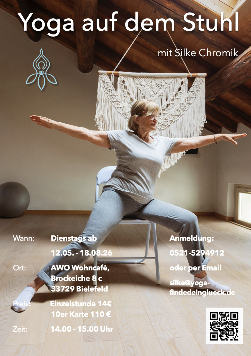 Alte Frau in Kriegerposition