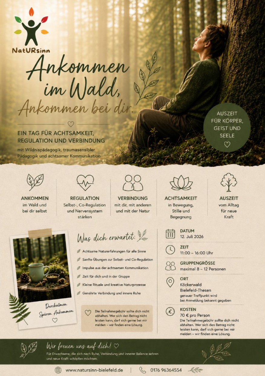 Frau lehnt am Baum im Wald - Wildnispädagogisch traumasensibel Naturerlebnistag für Erwachsene