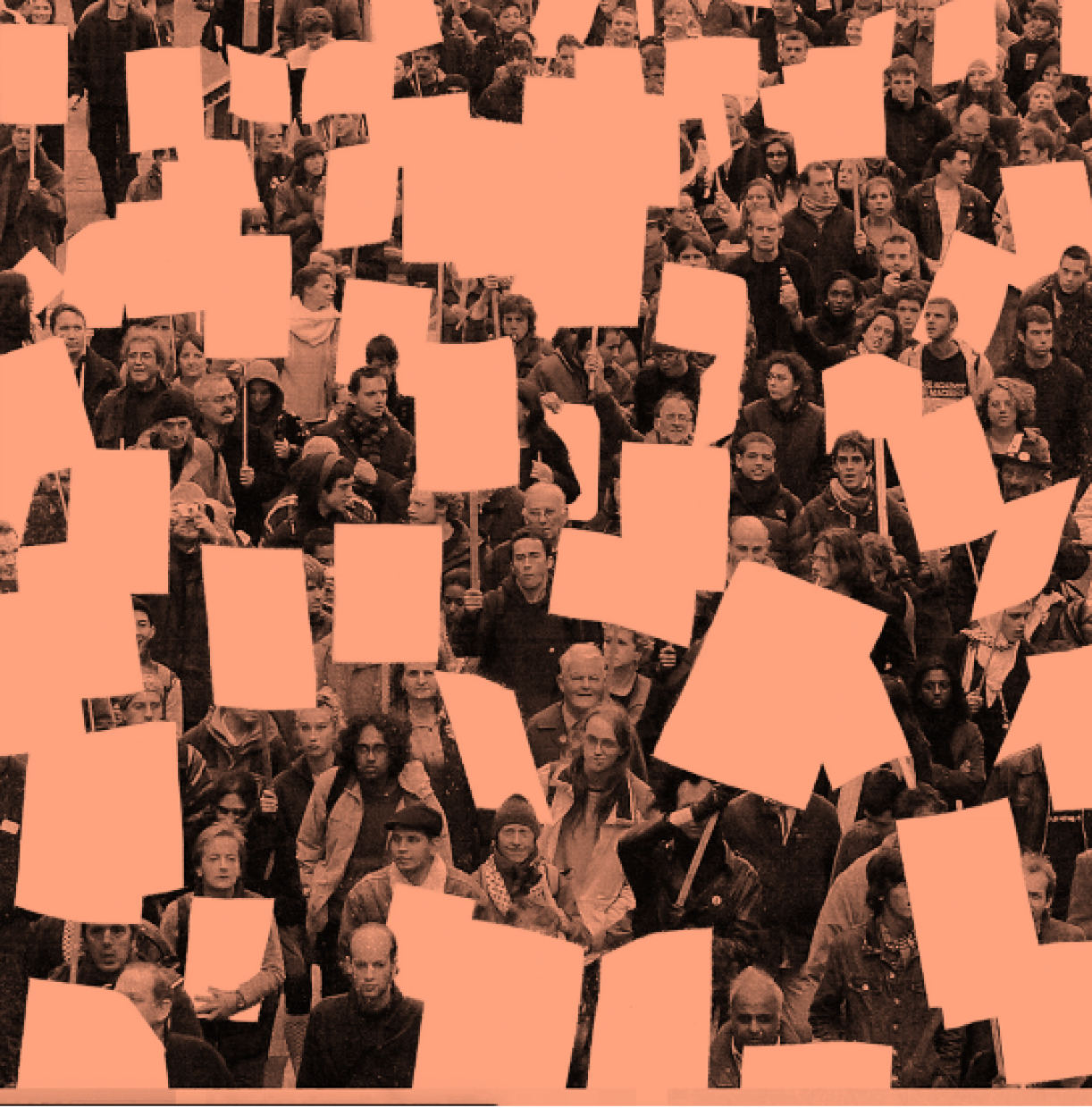 Menschen bei einer Demonstration mit vielen Plakaten, auf denen nichts steht.