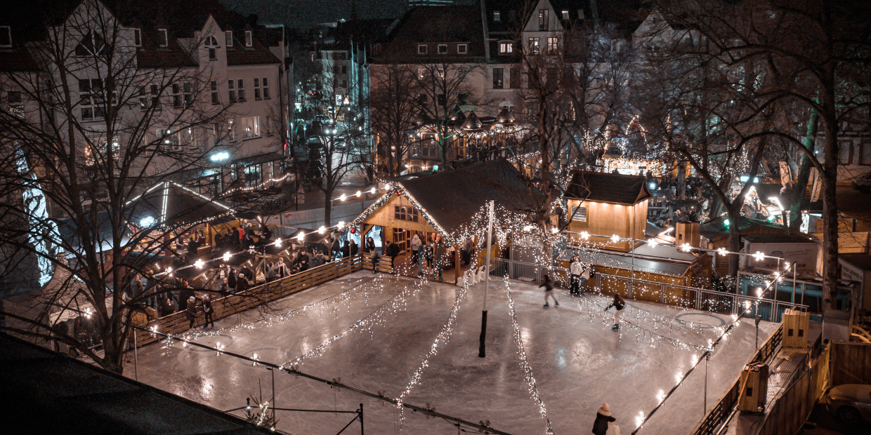 Eisbahn Klosterplatz Luftbild