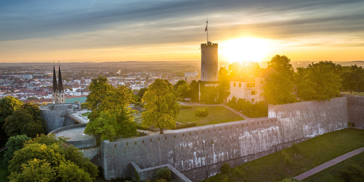 Teilnahmebedingungen Gewinnspiel Sonnenaufgangskonzerte Bielefeld JETZT teilnahmebedingungen-gewinnspiel-sonnenaufgangskonzerte-bielefeld-jetzt