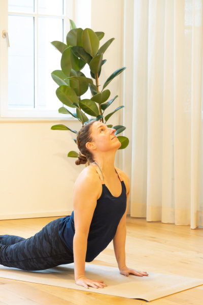 Im Flow. Deine Yoga Praxis auf das nächste Level heben.