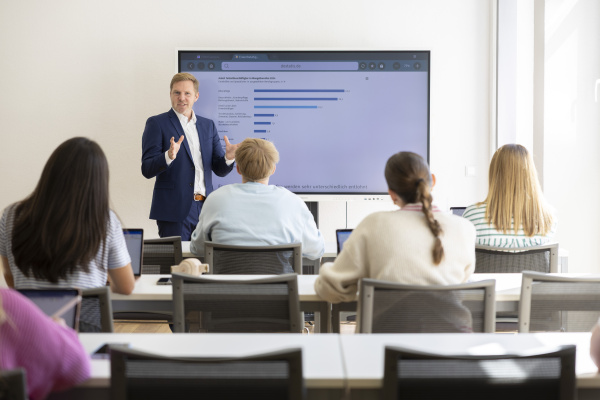 Vorlesungssituation an der Fachhochschule des Mittelstands (FHM)