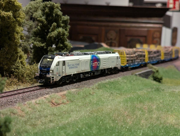 Mehrsystemlok Euro Dual auf der Modulanlage des Mec Bielefeld e.V.